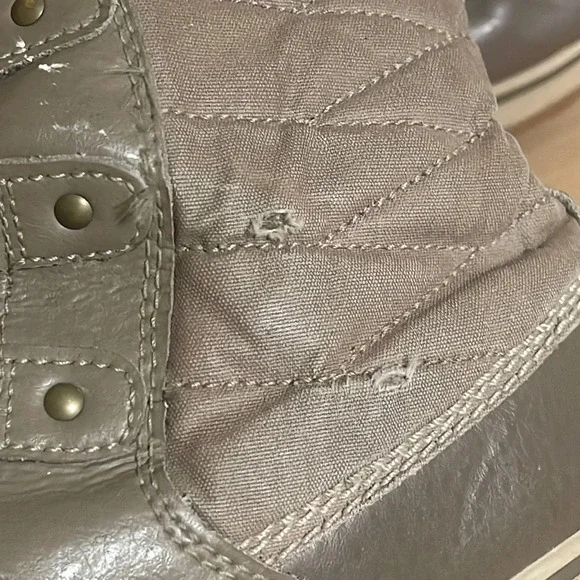 Sorel Tofino Size 7 Waterproof Winter snow rain Boots Tan Faux Fur - Picture 10 of 16